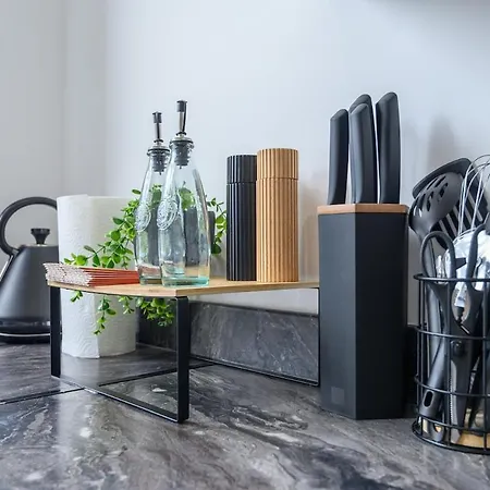 2 Bedroom Centre 85 Smart Tv Location *