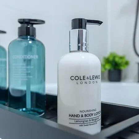 公寓 2 Bedroom Centre 85 Smart Tv Location 布雷得佛