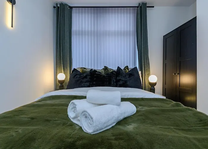 Apartamento 2 Bedroom Centre 85 Smart Tv Location *