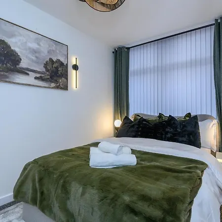 2 Bedroom Centre 85 Smart Tv Location בראדפורד